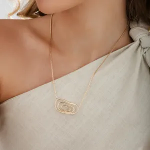 Colar orgânico com design geométrico banhado a ouro 18K