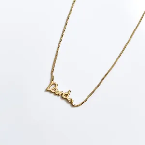 Colar personalizado com o nome 