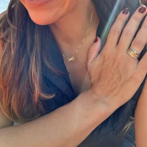 Colar infinito Dourado cravejado em zirconias Banhado a ouro 18K