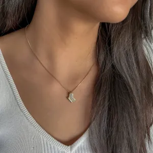 Colar borboleta com asas cravejadas em zircônias banhado a ouro 18k