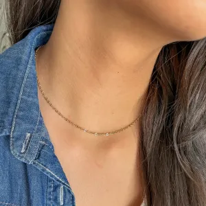 Colar Minimalista com malha cadeado banhado a ouro 18K