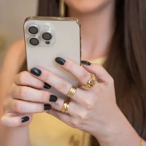 Anel Essência com um design artístico e fluido banhado a ouro 18K Ajustável