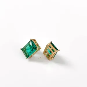 BRINCO CRISTAL VERDE RETANGULAAR BANHADO A OURO 18K