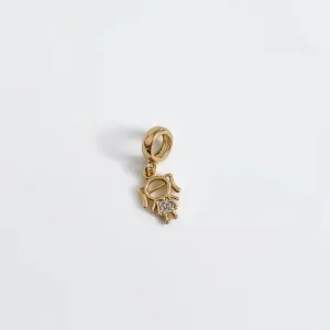 Berloque Menina banhado a ouro 18k
