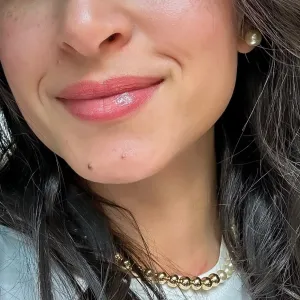 BRINCO PÉROLA MEDIO BANHADO A OURO 18K