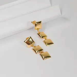 Brinco quadrado liso banhado a ouro 18k