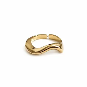 ANEL ONDULADO BANHADO A OURO 18 K AJUSTÁVEL