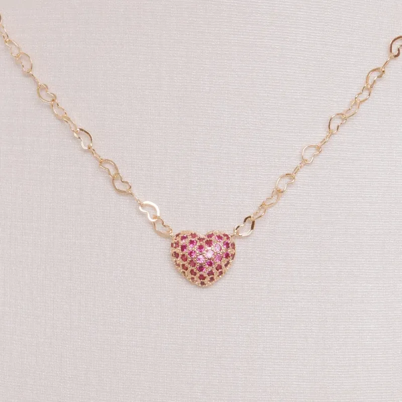 COLAR CORAÇÃO CRAVEJADO ZIRCONIAS ROSA BANHADO A OURO 18K AJUSTÁVEL 42CM