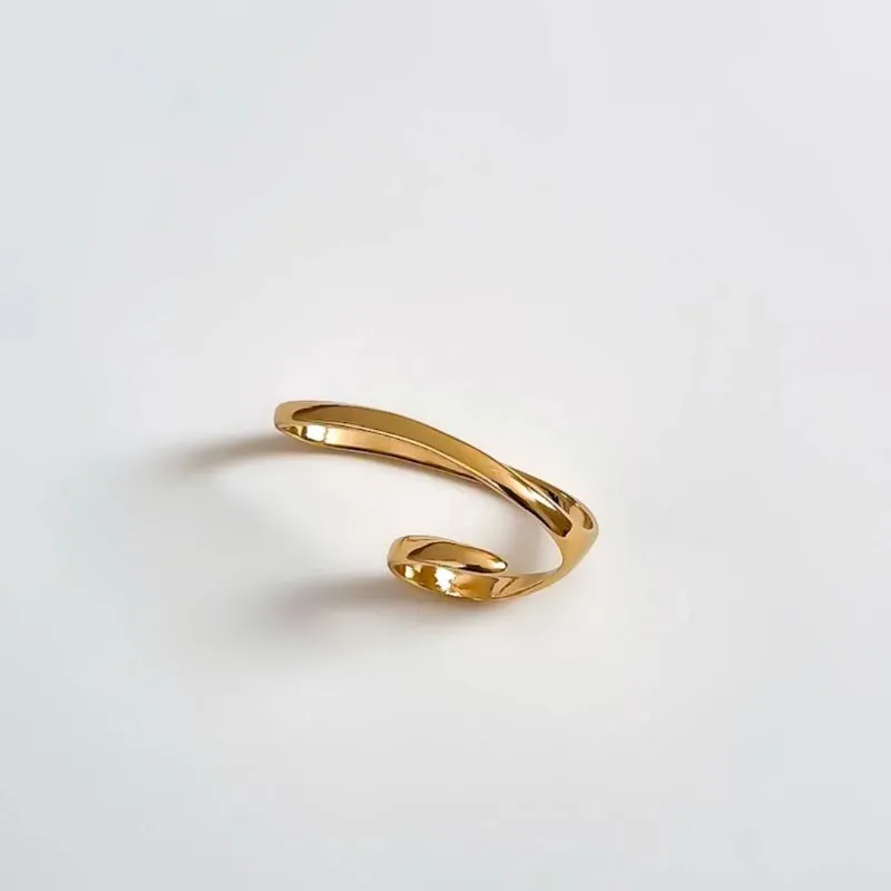 Anel onda dourada banhado a ouro 18K ajustável personalize como usar