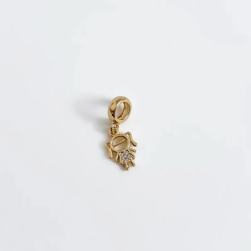 Berloque Menina banhado a ouro 18k