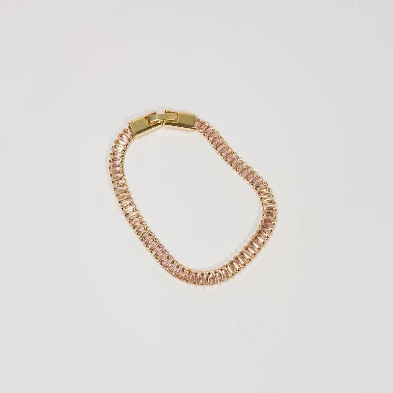 Pulseira Riviera baguete rosa claro banhado a ouro 18k 18cm