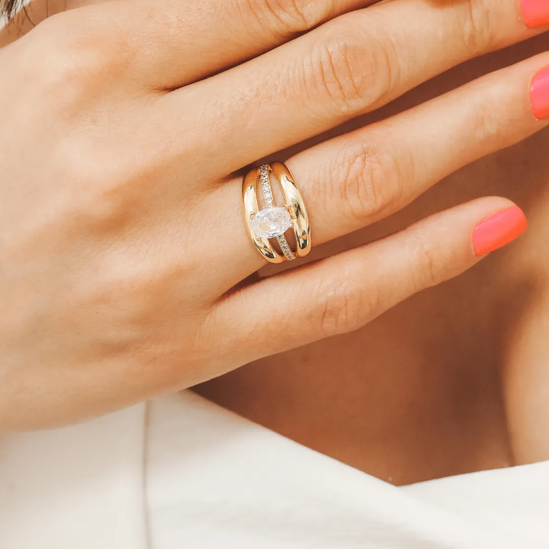 ANEL TRÊS FAIXAS COM ZIRCONIA BANHADO A OURO 18K