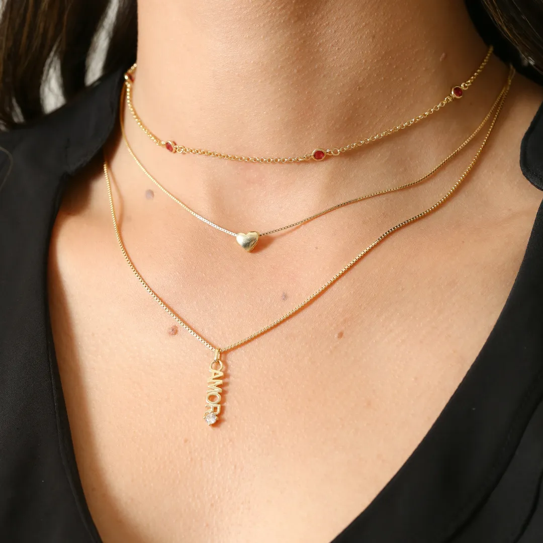 COLAR COM CRISTAIS COLORIDO REDONDO ROSA BANHADO A OURO 18K AJUSTÁVEL 45CM