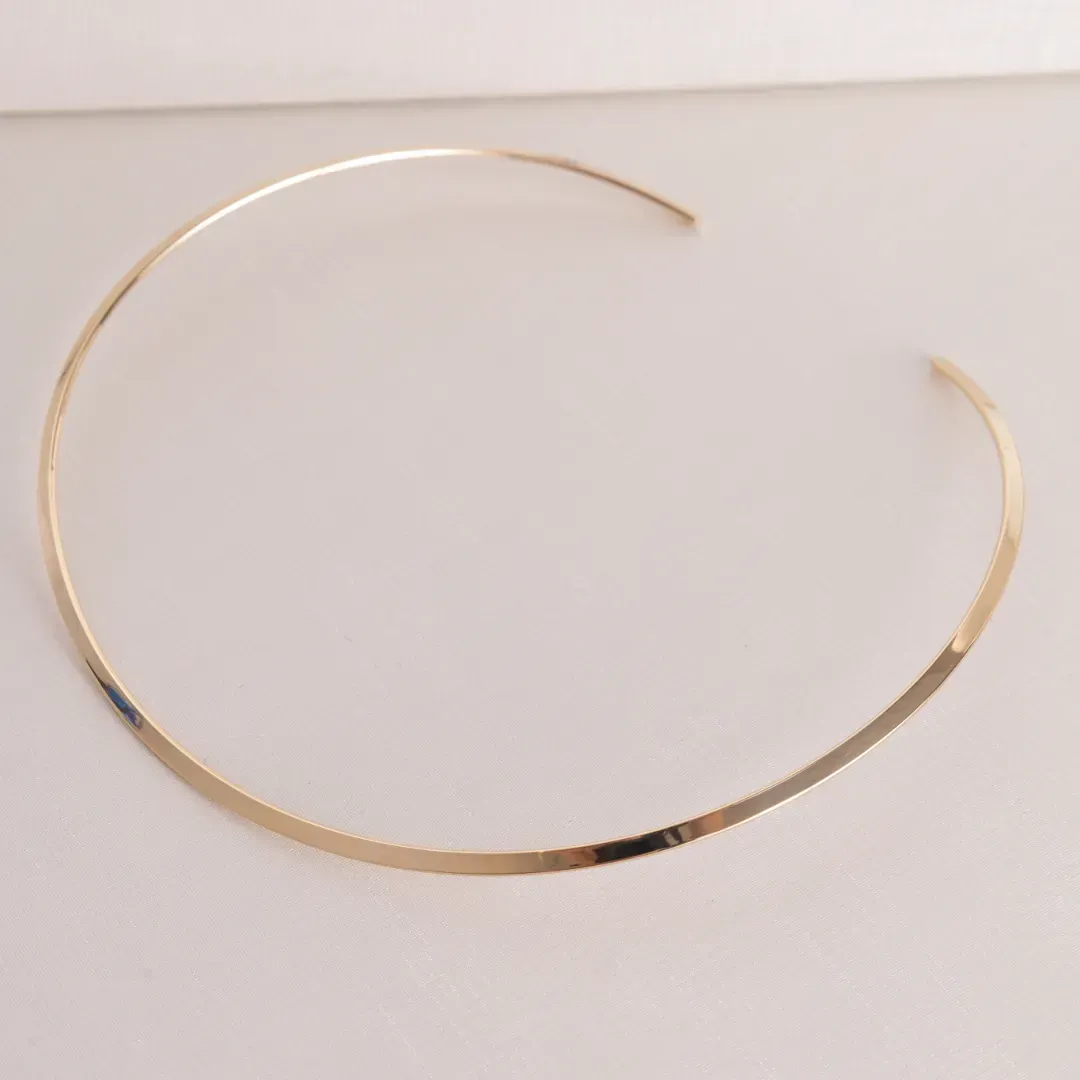COLAR CHOKER ARO LISO BANHADO A OURO 18K