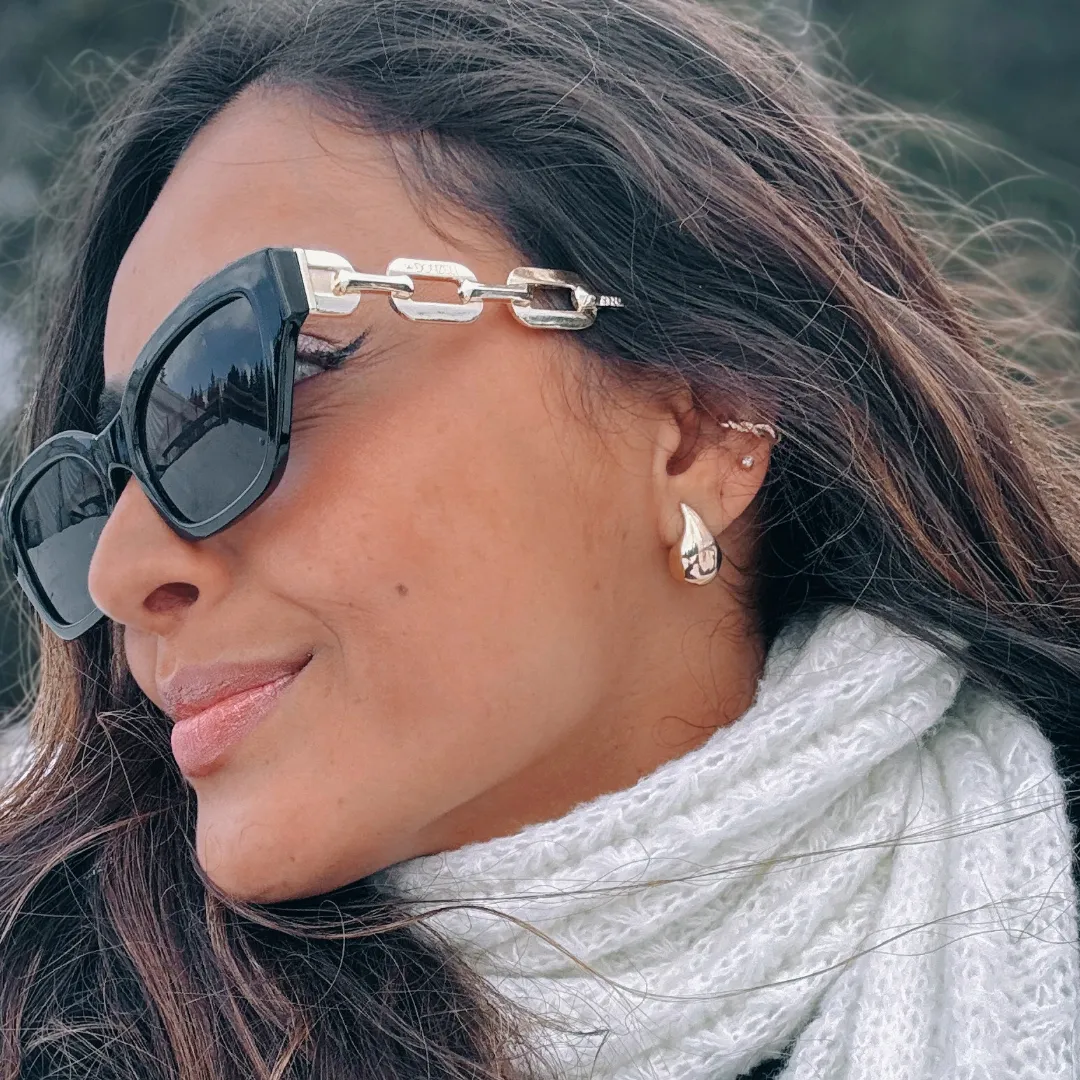 BRINCO PINGO GOTA LISA BANHADO A OURO 18K