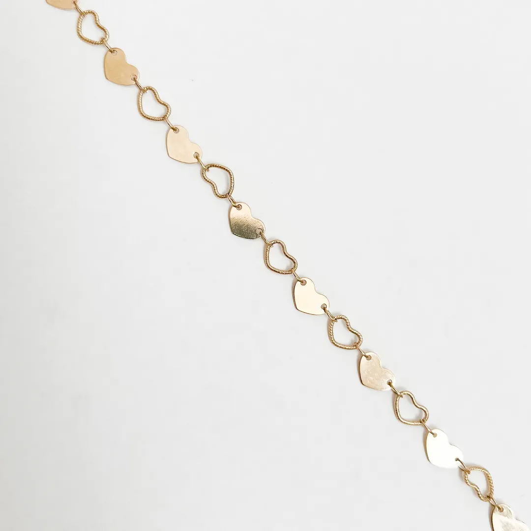 COLAR CHOKER CORAÇÃO LISO E VAZADO BANHADO A OURO 18K AJUSTÁVEL 42 CM