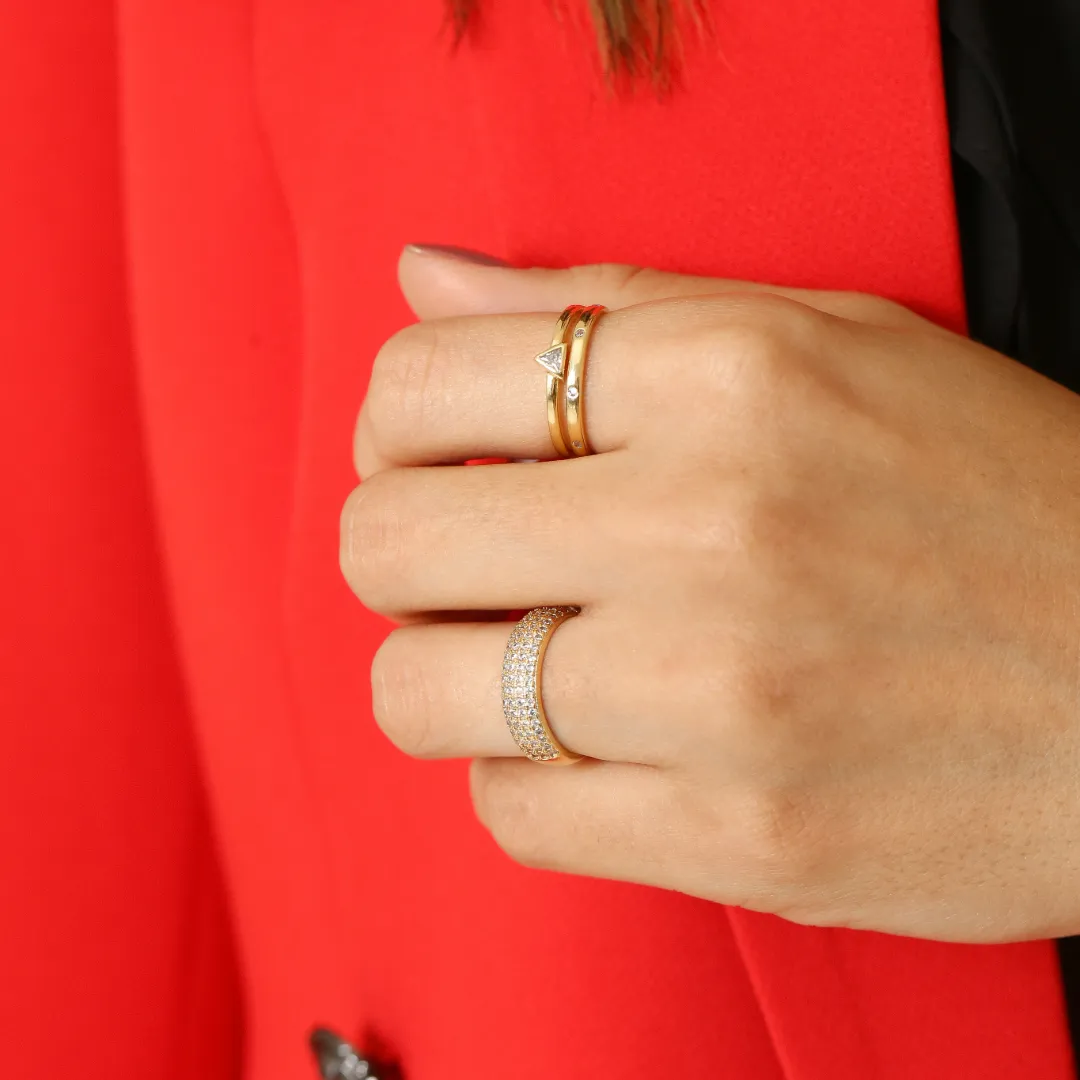 ANEL CRAVEJADO DE ZIRCONIAS 4 FILEIRAS BANHADO A OURO 18K
