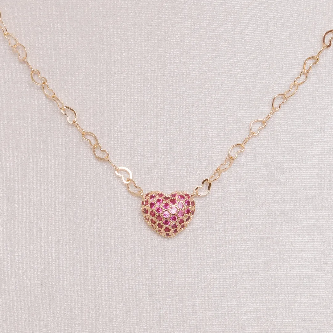 COLAR CORAÇÃO CRAVEJADO ZIRCONIAS ROSA BANHADO A OURO 18K AJUSTÁVEL 42CM