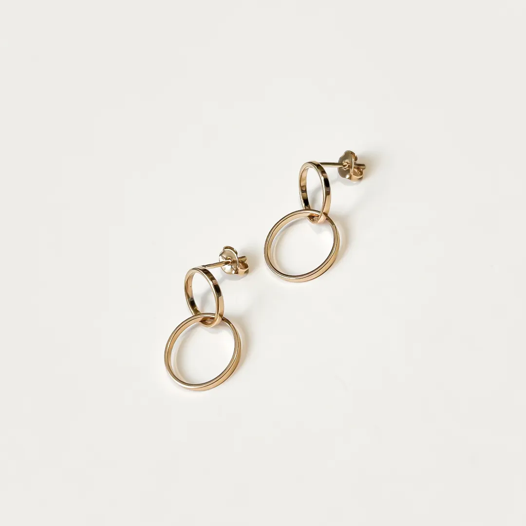 BRINCO AROS LISO FINO BANHADO A OURO 18K