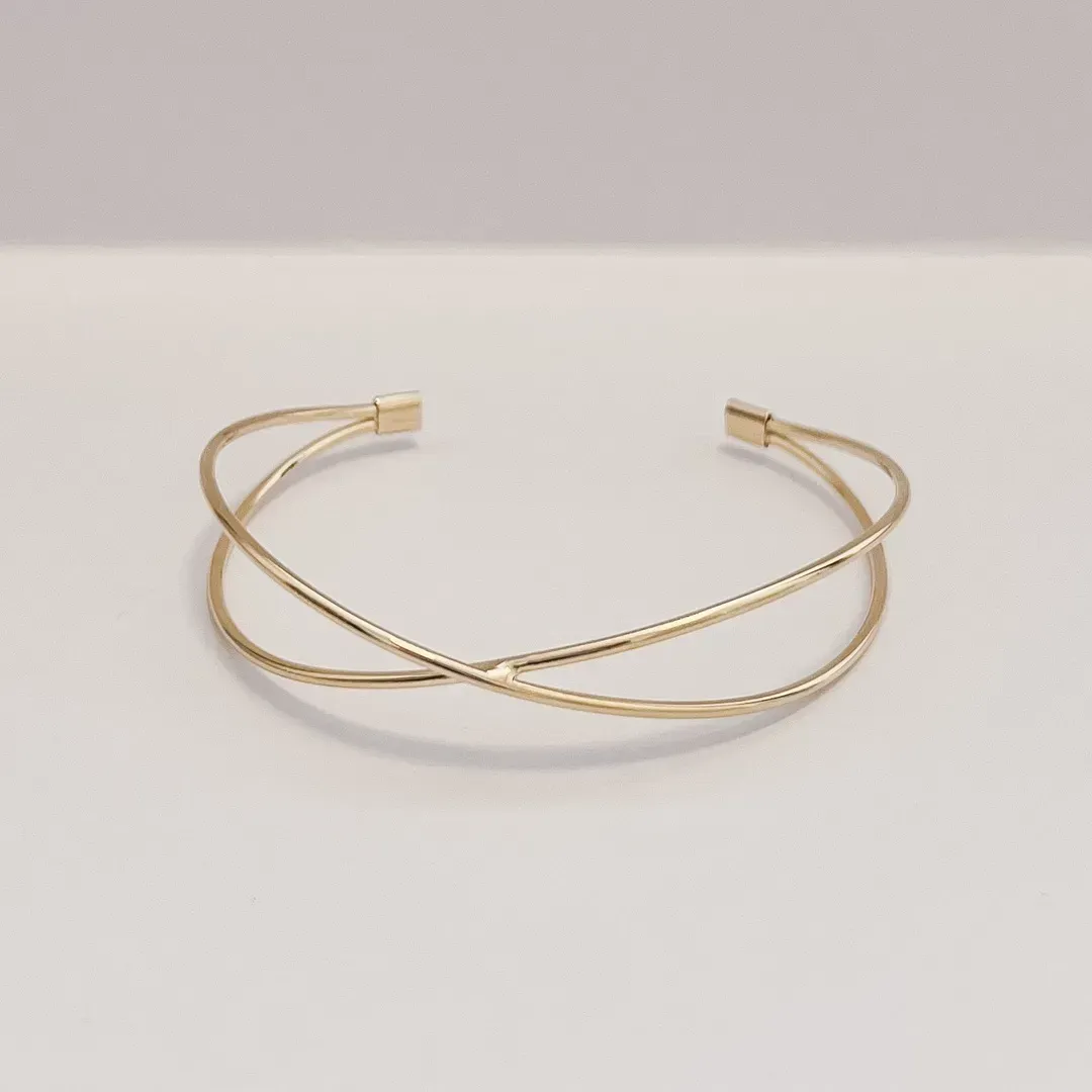 BRACELETE ARO ENTRELAÇADO BANHADO A OURO 18K
