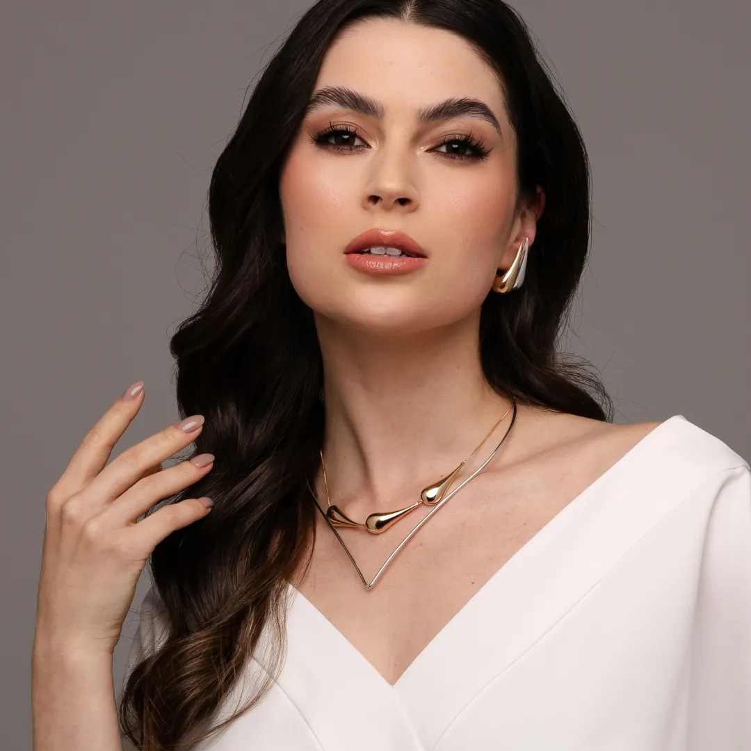 Colar Choker Aro em V Banhado a ouro 18K
