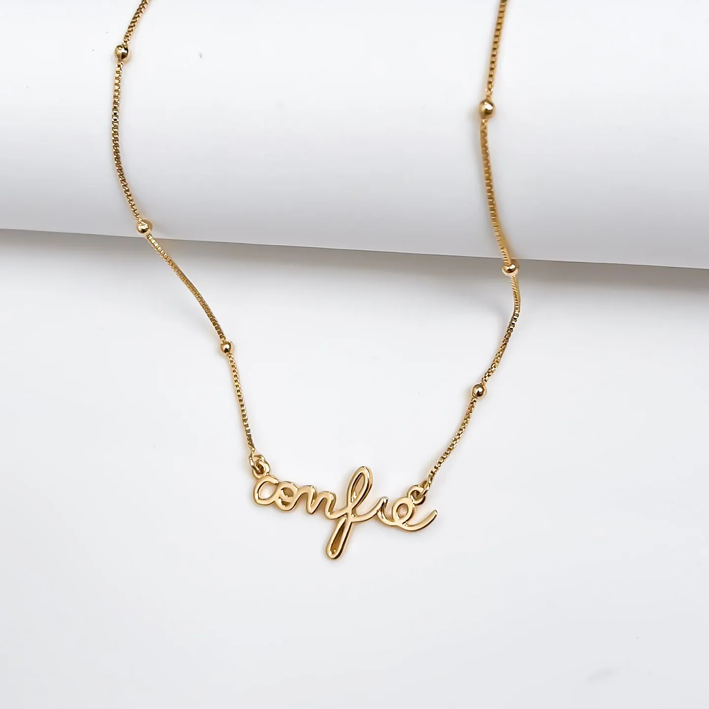 Colar Confie banhado a ouro 18k