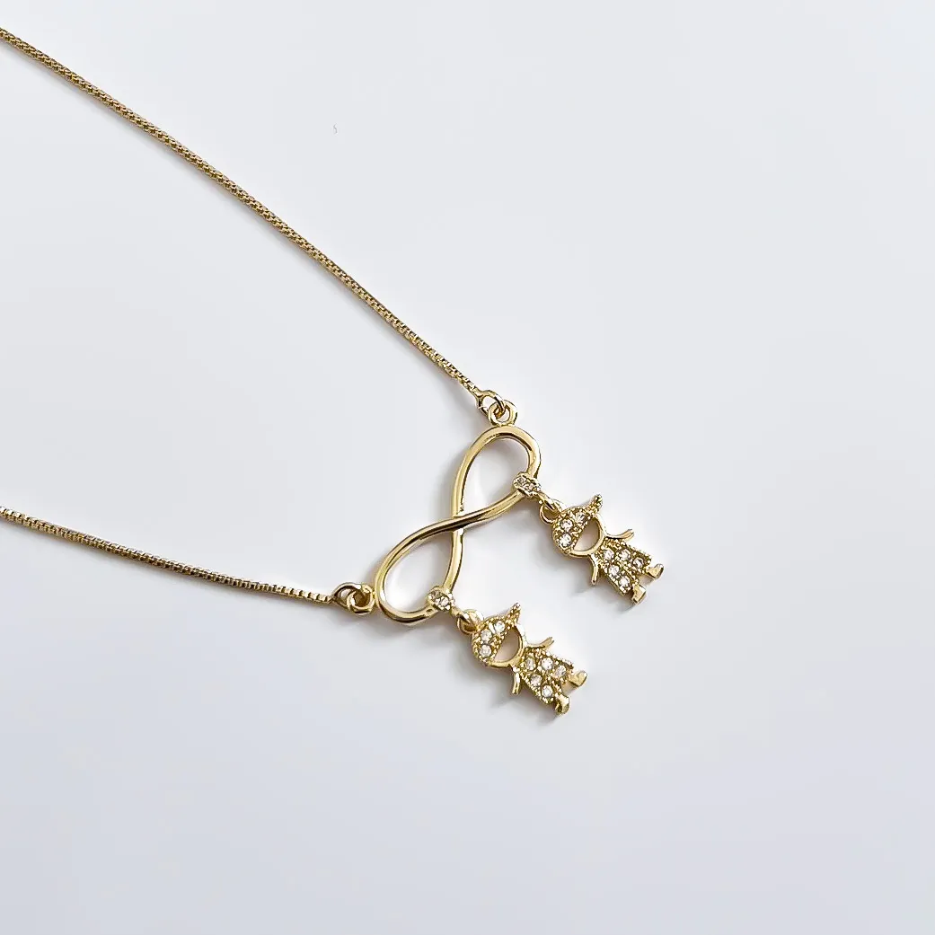 Colar Infinito Dois Meninos cravejado em zircônias banhado a ouro 18K