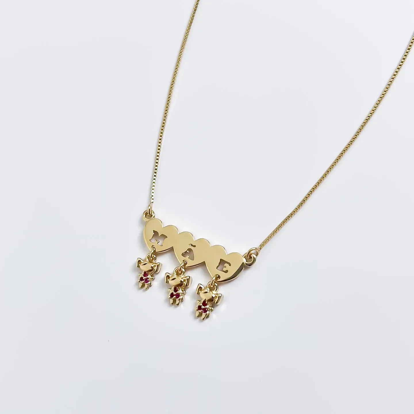 Colar Mãe de três Meninas com cristal rosa banhado a ouro 18K
