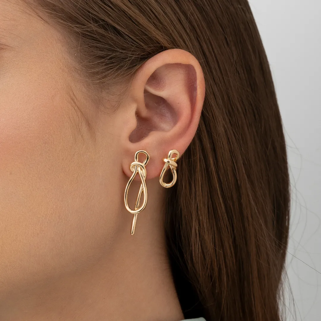 BRINCO NÓ BANHADO A OURO 18K