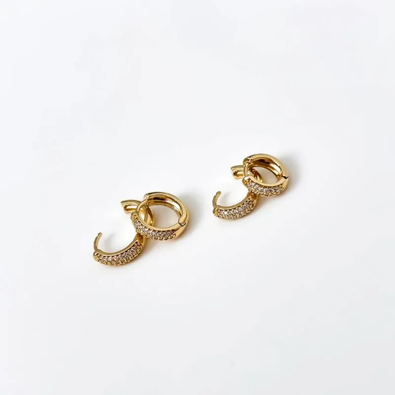 Brinco Argola Duo Cravejadas em zircônias