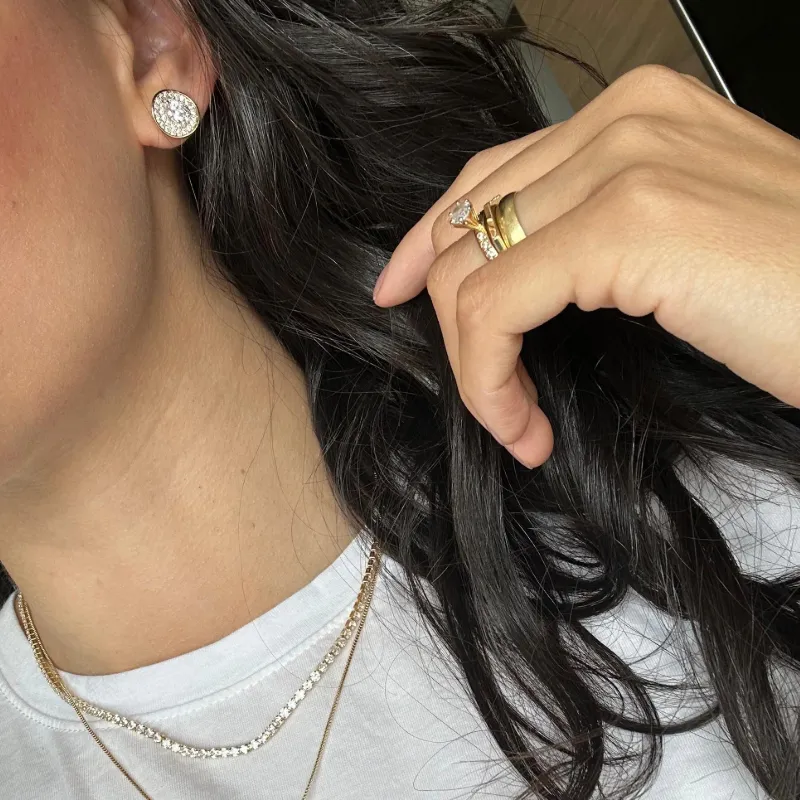 Brinco cristal com zircônias cravejadas banhado a ouro 18k