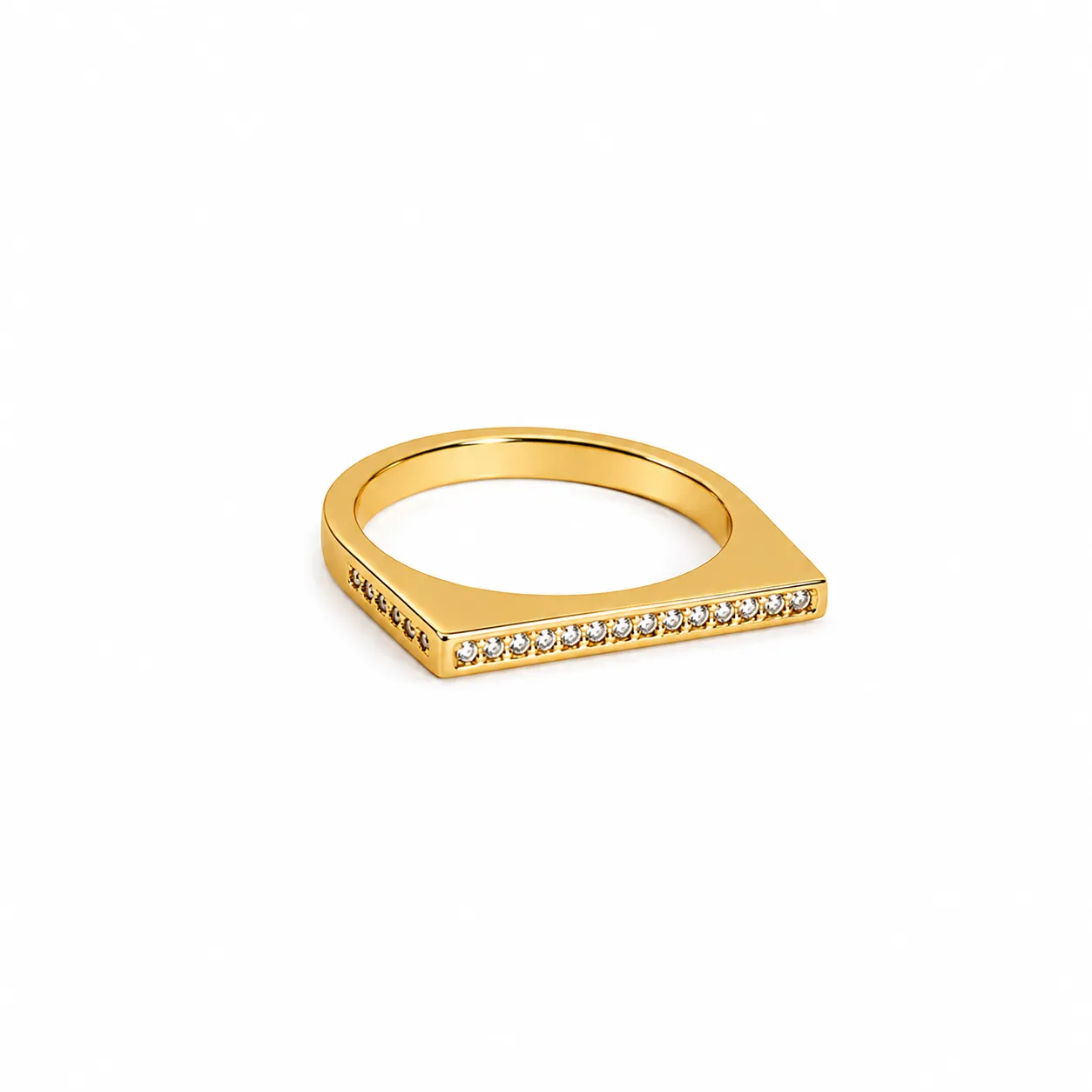 Anel geométrico com zircônias cravejadas banhado a ouro 18K