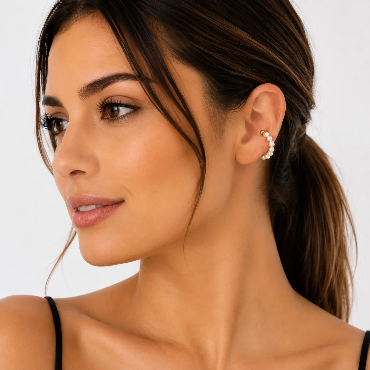 Piercing fake em perolas banhado a ouro 18k